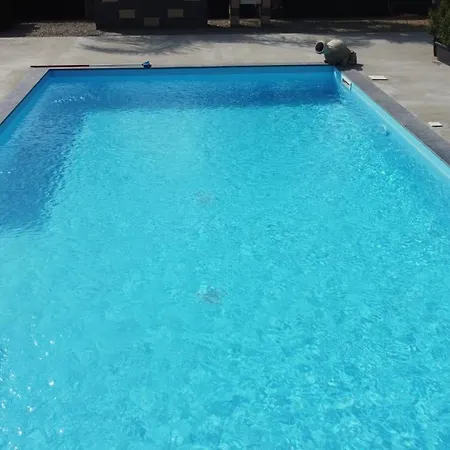 Villa Paradisea With Pool *