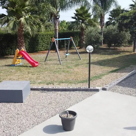 Villa Paradisea With Pool Calatabiano