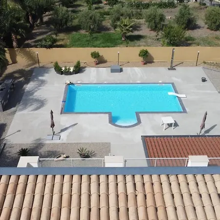 Paradisea With Pool Villa *