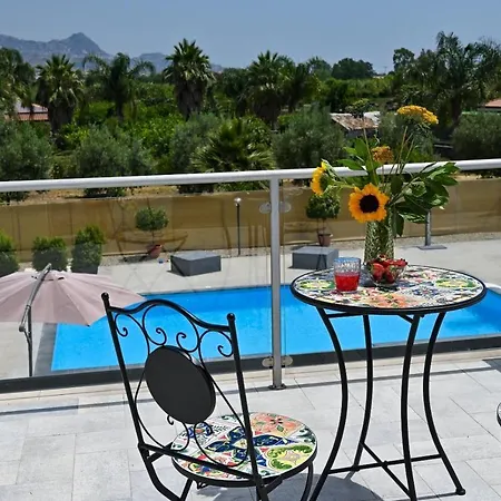 Villa Paradisea With Pool